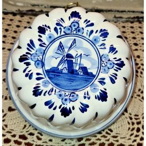 DAIC Delft Blue Hand Painted Windmill Ceramic Bundt Cake Pan Wall Hanging Decor